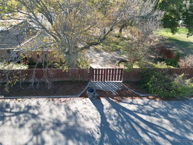 535 Sunset Drive SW, Ardmore, OK 73401