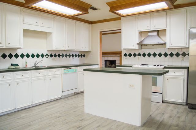 6333 Penny Lane, Corpus Christi, TX 78414