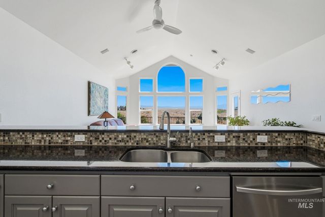 5660 N Star Ridge Way, Star, ID 83669