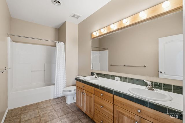 5660 N Star Ridge Way, Star, ID 83669