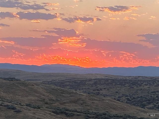 5660 N Star Ridge Way, Star, ID 83669