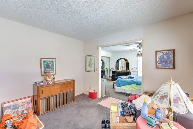 533 Coco Palms Avenue, Las Vegas, NV 89123