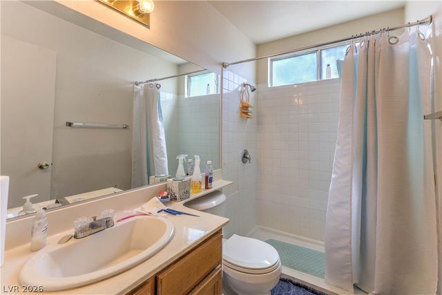 533 Coco Palms Avenue, Las Vegas, NV 89123