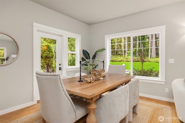 9835 NE Rose Trail Lane, Bainbridge Island, WA 98110