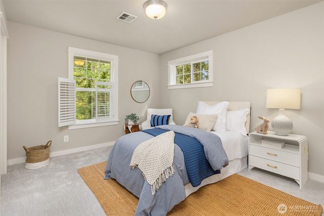 9835 NE Rose Trail Lane, Bainbridge Island, WA 98110