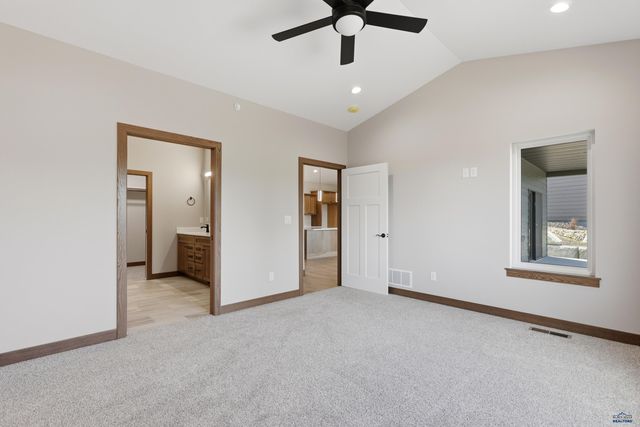 1222 PINNACLE CT, Rapid City, SD 57701