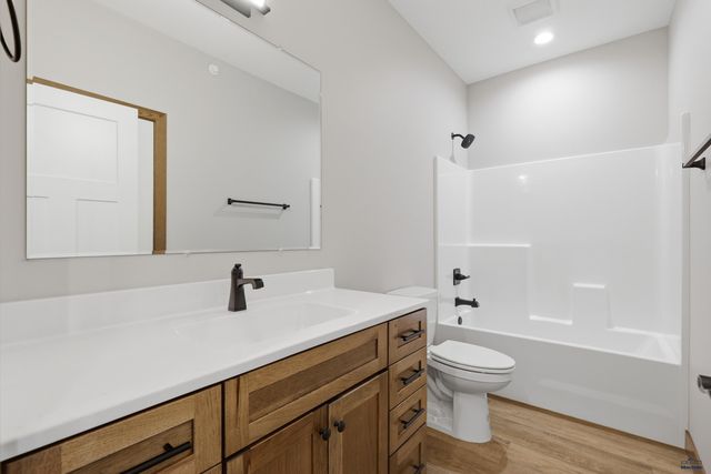 1222 PINNACLE CT, Rapid City, SD 57701