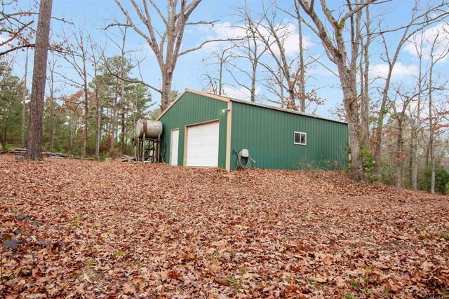 782 Rosie Wady Rd, Gladewater, TX 75647