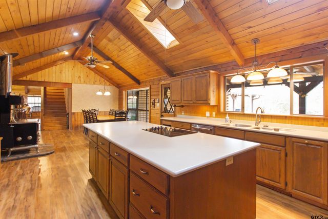 782 Rosie Wady Rd, Gladewater, TX 75647