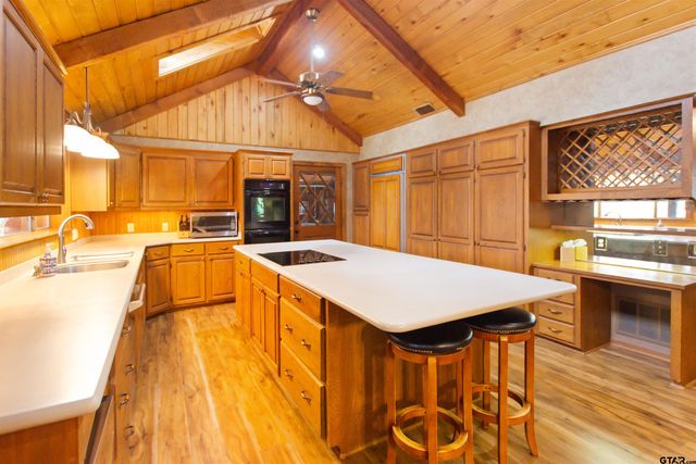 782 Rosie Wady Rd, Gladewater, TX 75647