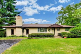 1880 Maple Avenue, Downers Grove, IL 60515