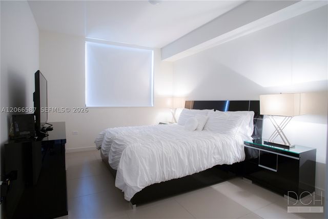 999 SW 1st Ave 2915, Miami, FL 33130