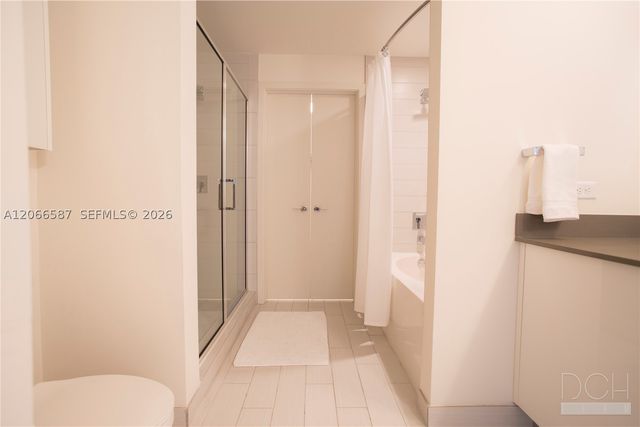 999 SW 1st Ave 2915, Miami, FL 33130