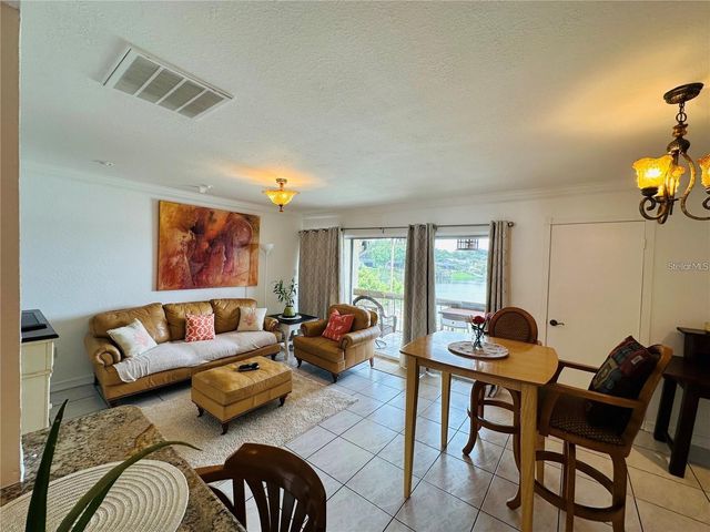 614 ORANGE DRIVE 200, Altamonte Springs, FL 32701