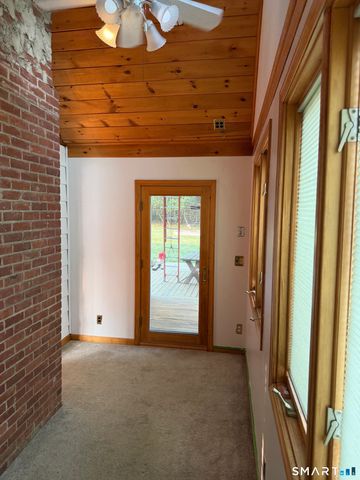 25 Ludlow Manor, Norwalk, CT 06855