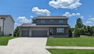 14528 North Valley Drive, Urbandale, IA 50323
