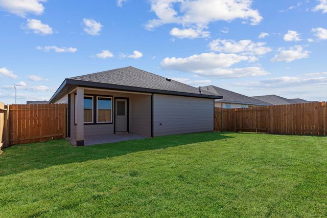 1018 Blue Stone Drive, Beasley, TX 77417
