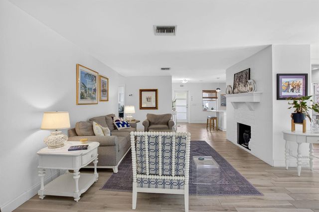 1501 Dale Lane, Delray Beach, FL 33444
