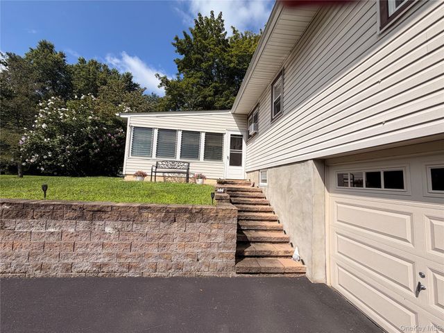973 State Route 17K, Montgomery, NY 12549