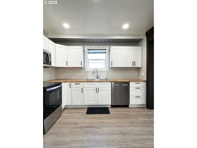 971 Walnut St, Baker City, OR 97814