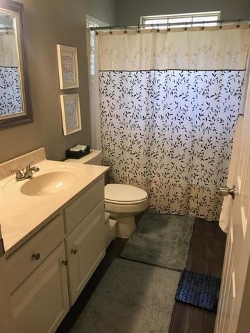 2323 Kantz Lane, Fayetteville, AR 72703