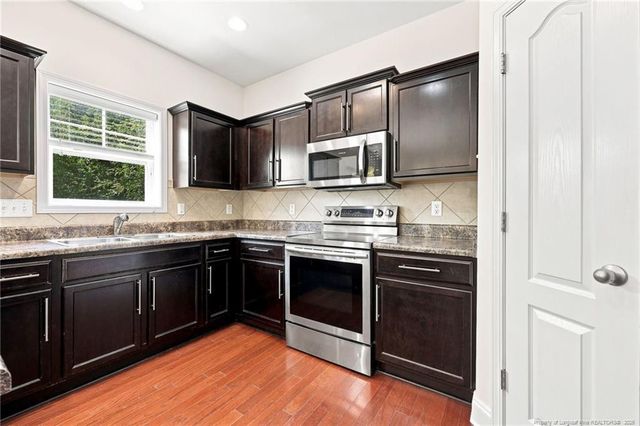 634 Collinwood Drive, Raeford, NC 28376