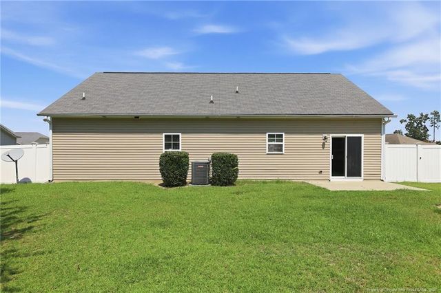 634 Collinwood Drive, Raeford, NC 28376