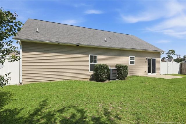634 Collinwood Drive, Raeford, NC 28376