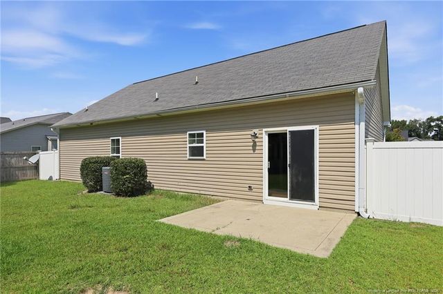 634 Collinwood Drive, Raeford, NC 28376