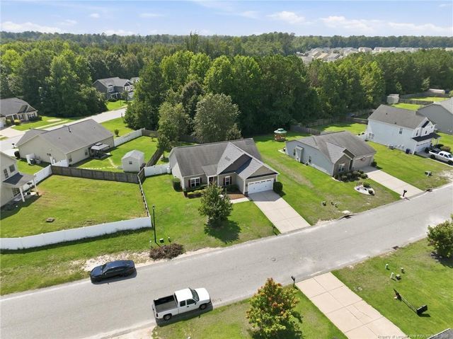 634 Collinwood Drive, Raeford, NC 28376