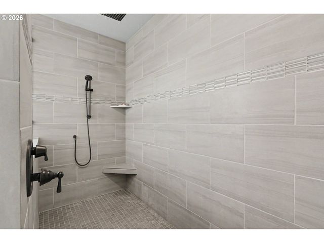 13803 Nw 55th Ave, Vancouver, WA 98685