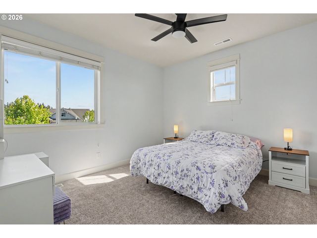13803 Nw 55th Ave, Vancouver, WA 98685