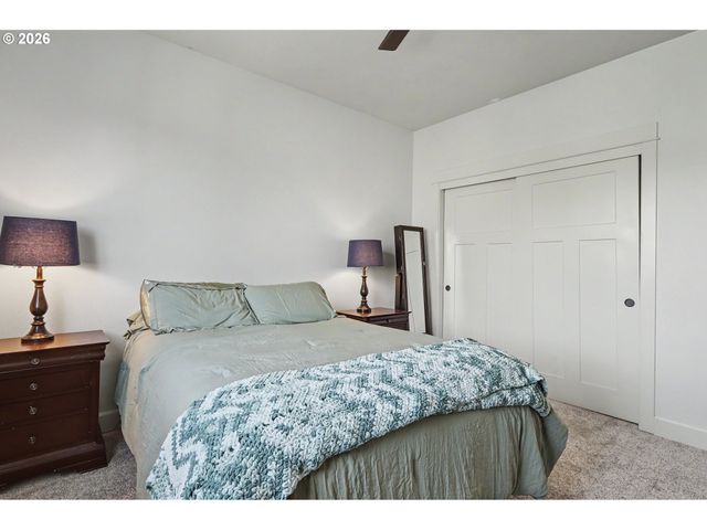 13803 Nw 55th Ave, Vancouver, WA 98685