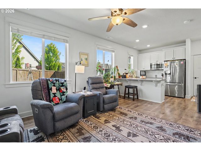 13803 Nw 55th Ave, Vancouver, WA 98685