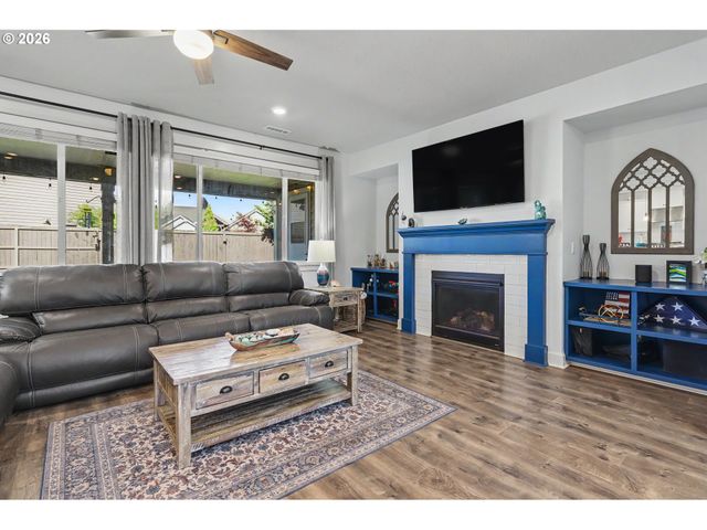 13803 Nw 55th Ave, Vancouver, WA 98685