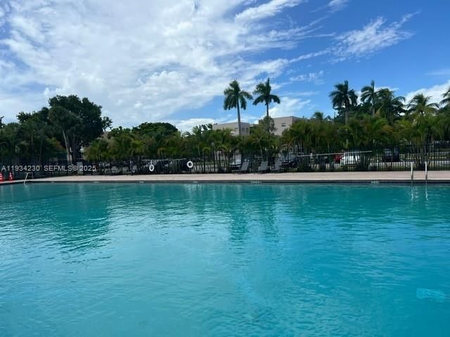 8420 SW 133rd Ave Rd 213, Miami, FL 33183