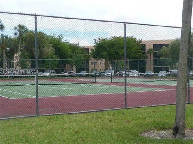 8420 SW 133rd Ave Rd 213, Miami, FL 33183