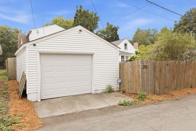 2129 Hartford Avenue, Saint Paul, MN 55116