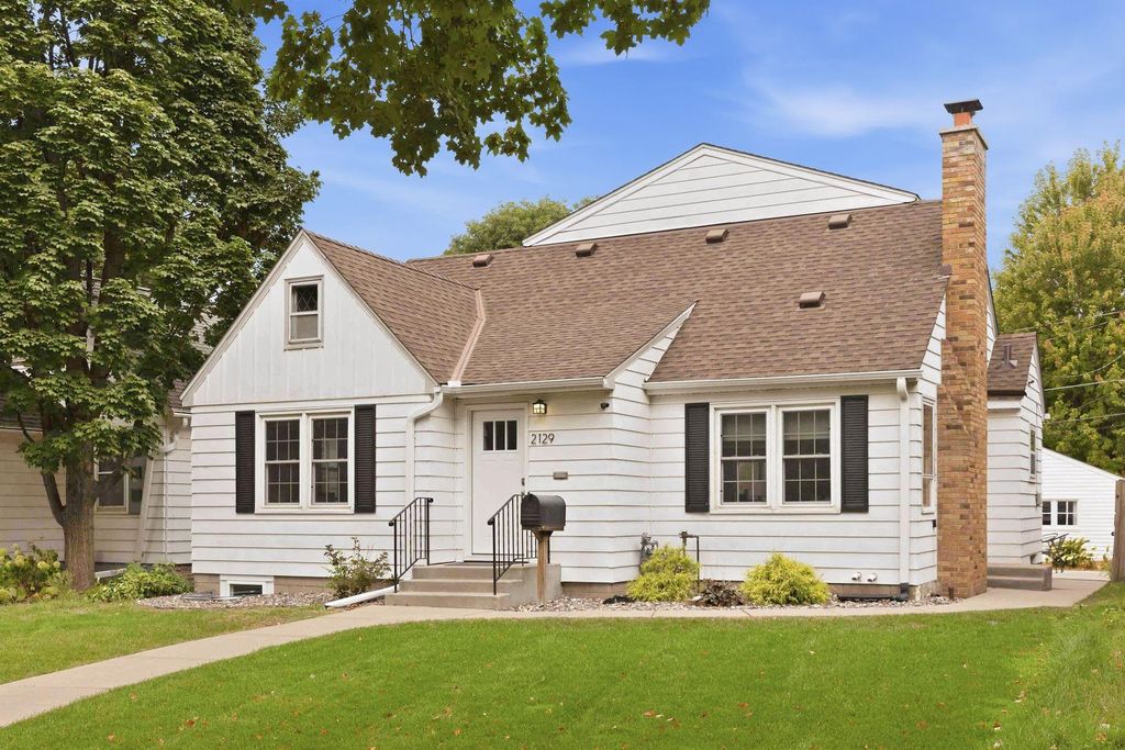 2129 Hartford Avenue, Saint Paul, MN 55116 — photo 2