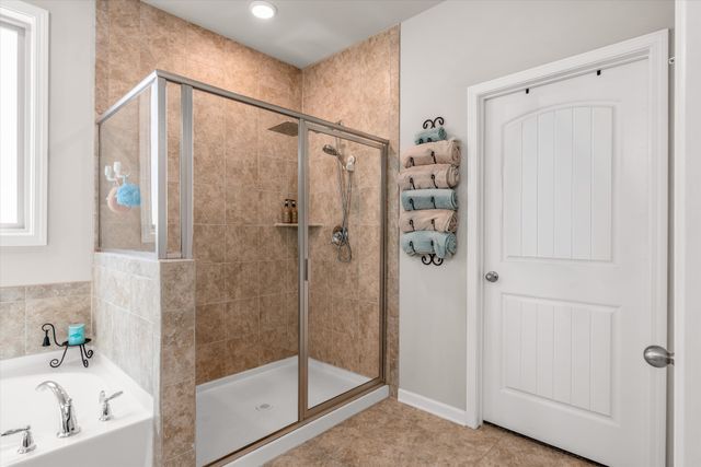 6633 Tulip Tree Dr, Murfreesboro, TN 37128