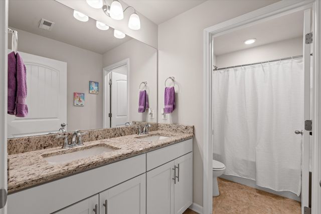 6633 Tulip Tree Dr, Murfreesboro, TN 37128