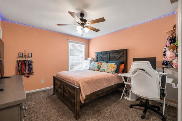 6633 Tulip Tree Dr, Murfreesboro, TN 37128