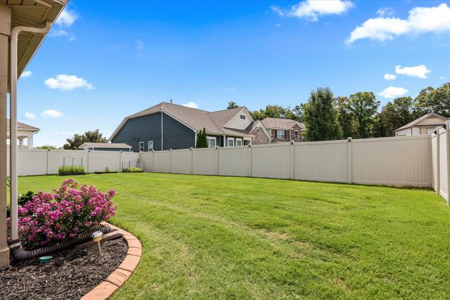 6633 Tulip Tree Dr, Murfreesboro, TN 37128