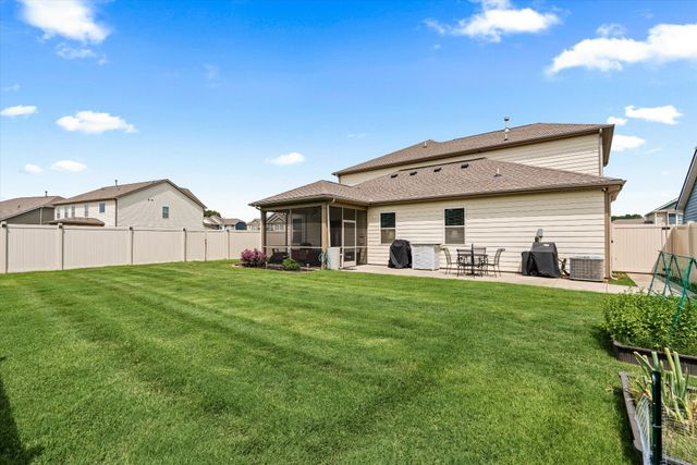 6633 Tulip Tree Dr, Murfreesboro, TN 37128