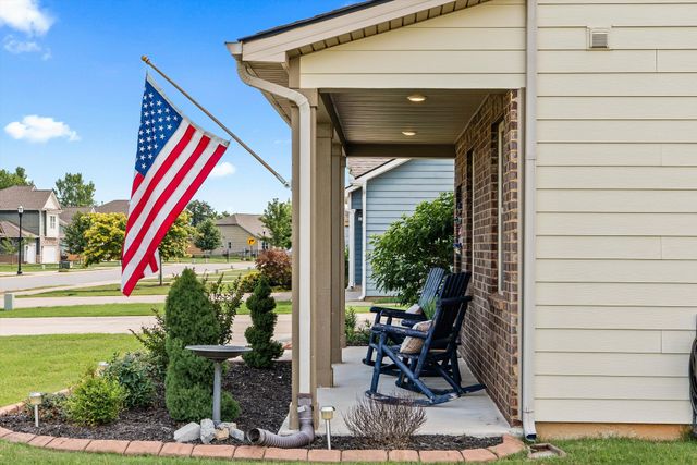 6633 Tulip Tree Dr, Murfreesboro, TN 37128