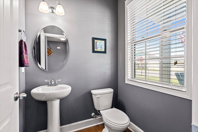 6633 Tulip Tree Dr, Murfreesboro, TN 37128