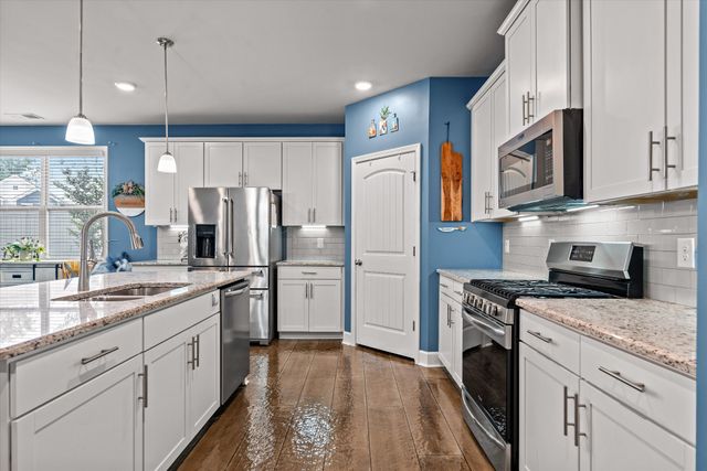 6633 Tulip Tree Dr, Murfreesboro, TN 37128