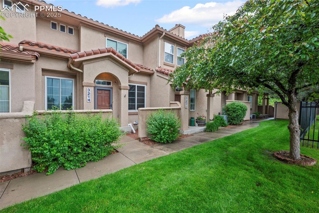 3214 Apogee View, Colorado Springs, CO 80906 — photo 2