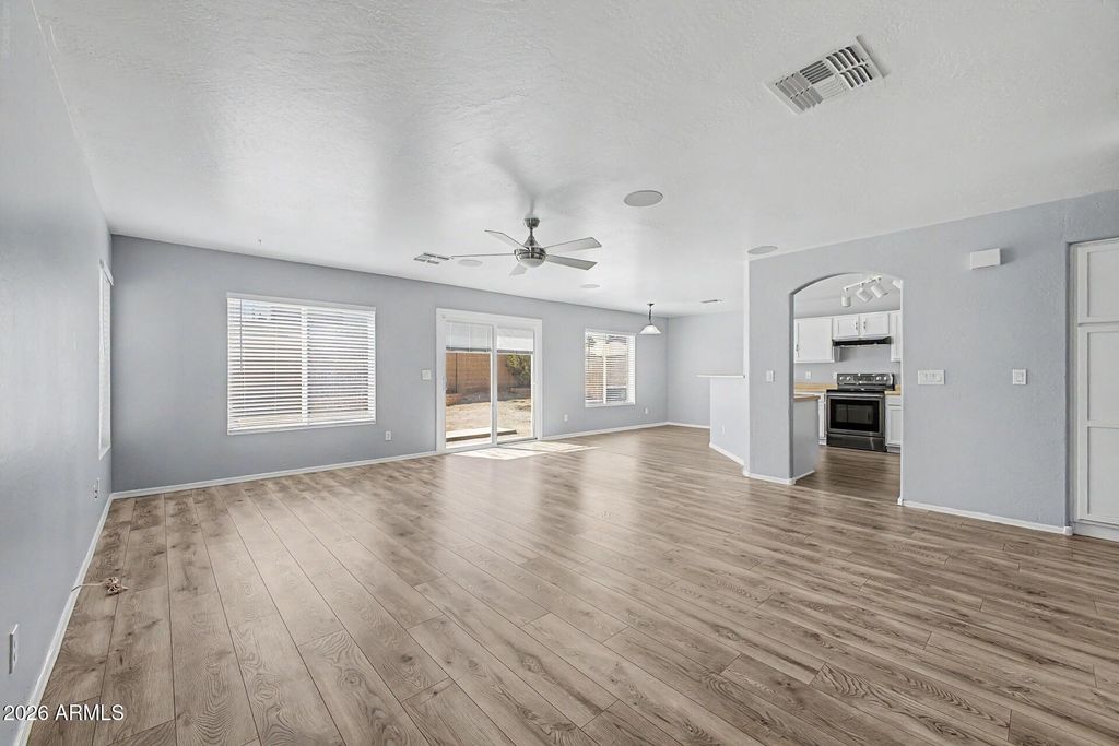 1070 S 223RD Drive, Buckeye, AZ 85326 — photo 3