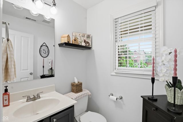230 Wyndotte Drive, Carmel, IN 46032